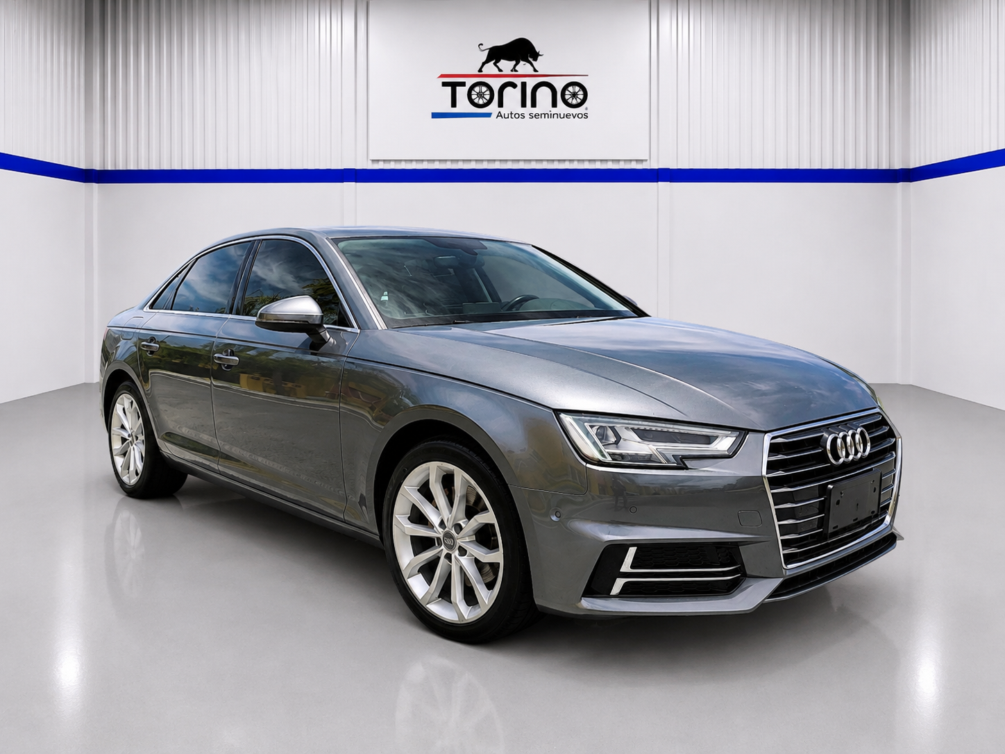 AUDI A4 2019